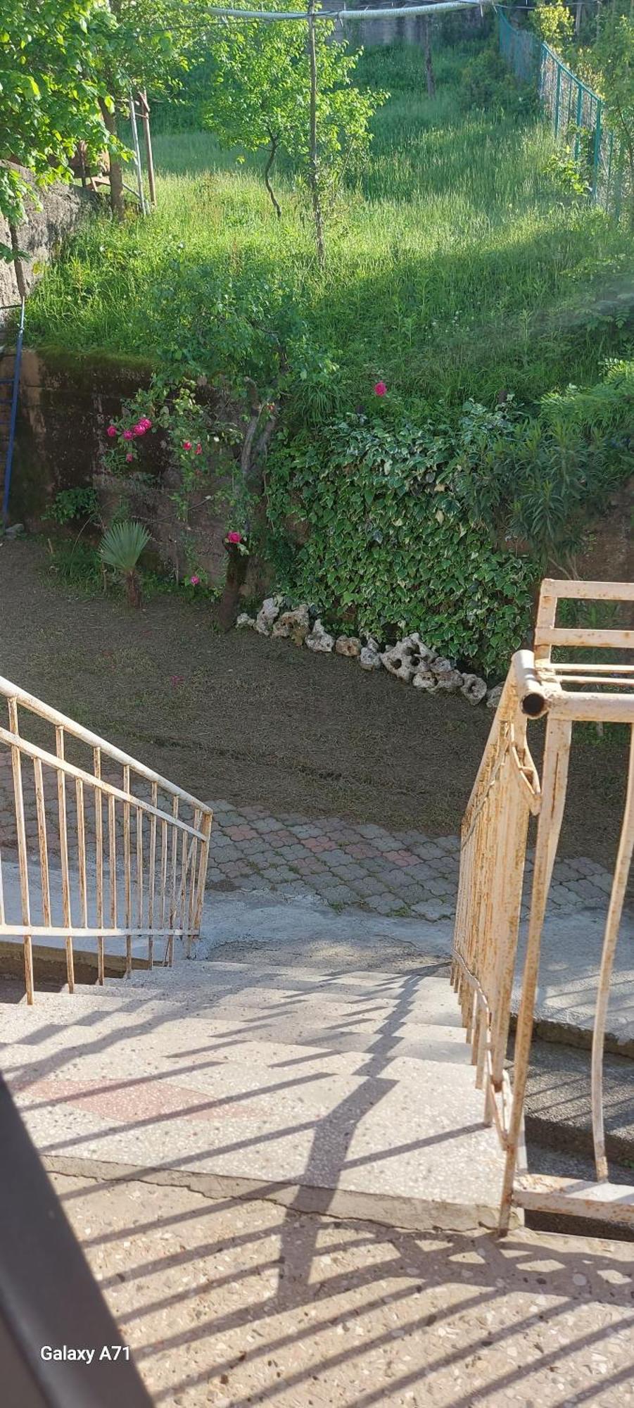 Mero House Kutaisi Eksteriør billede